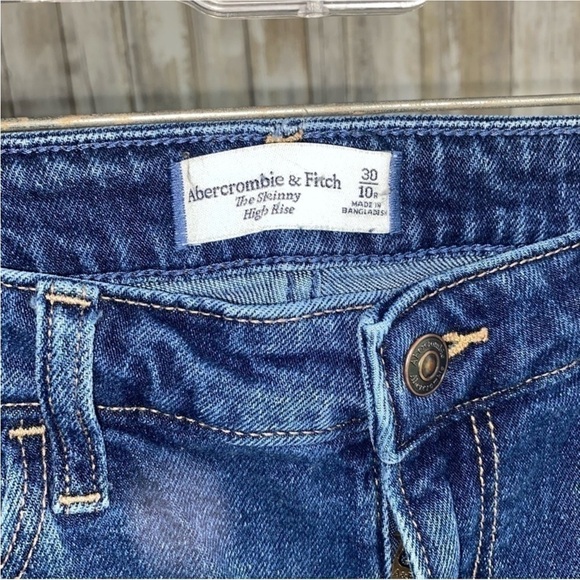 Abercrombie & Fitch The Skinny High Rise Jeans - Picture 6 of 6